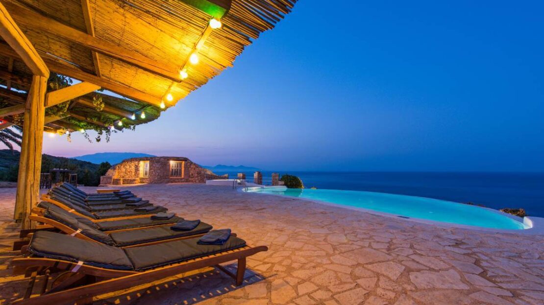 Absolutely stunning villa directly above the Blue Caves with private beach access