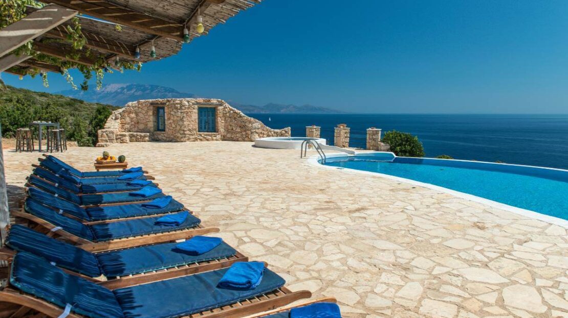 Absolutely stunning villa directly above the Blue Caves with private beach access