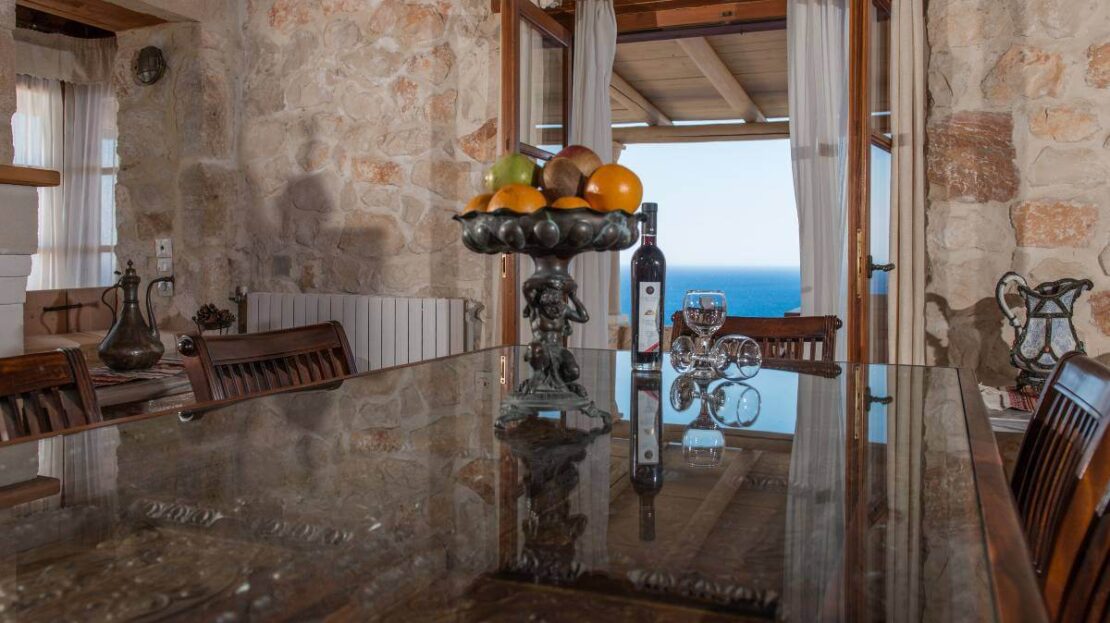 Absolutely stunning villa directly above the Blue Caves with private beach access