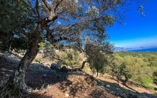 Renovated venetian farmhouse high in the hills of Zakynthos