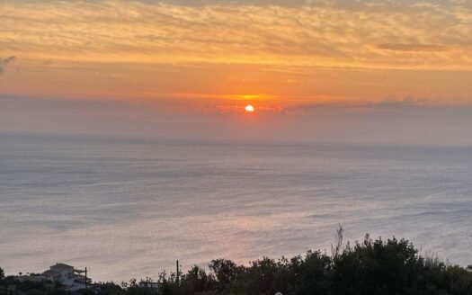 Enjoy both the sunrise and sunset from this stunning plot in Northern Zakynthos