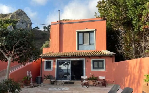 Characterful seafront property – True Ionian bliss