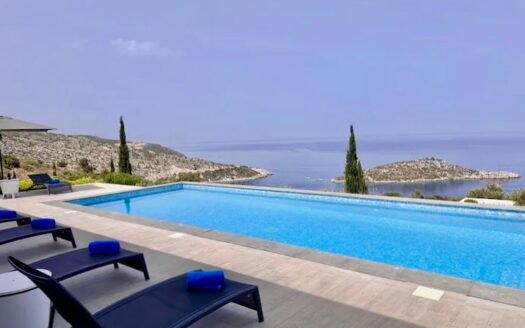 Experience refined luxury with this modern 5 bedroom villa in Northern Zakynthos