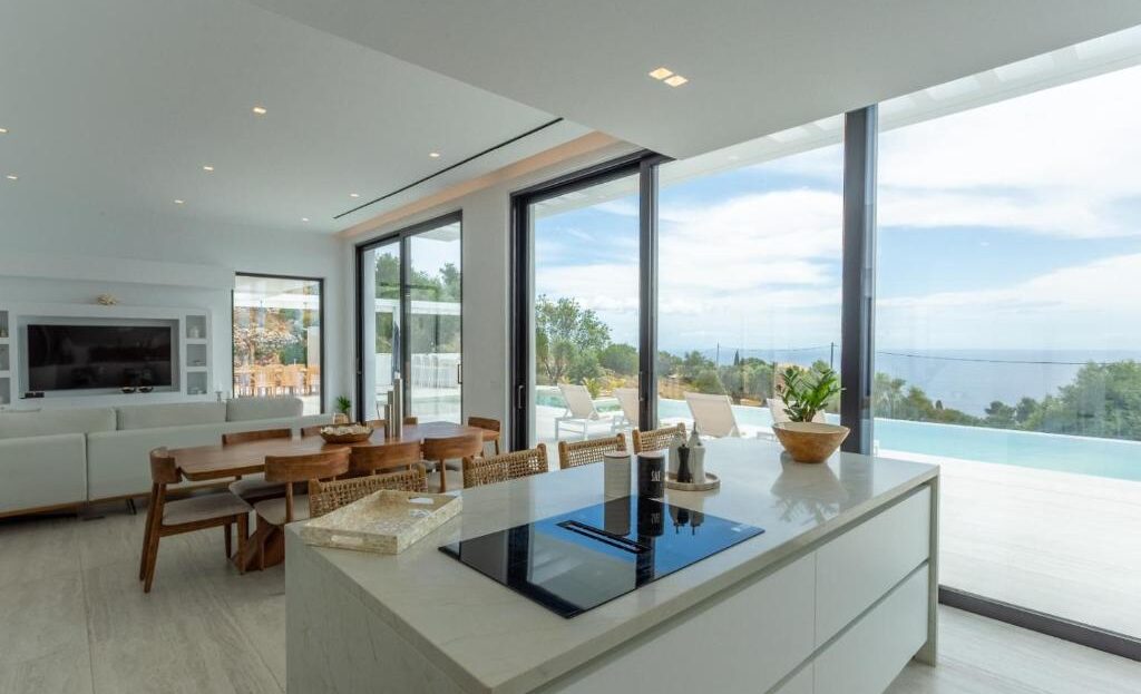 Exceptional Luxury Estate with Panoramic Sea Views in Askos