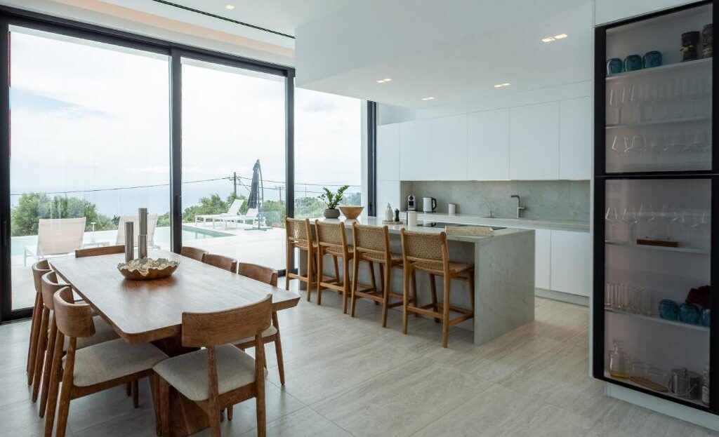 Exceptional Luxury Estate with Panoramic Sea Views in Askos