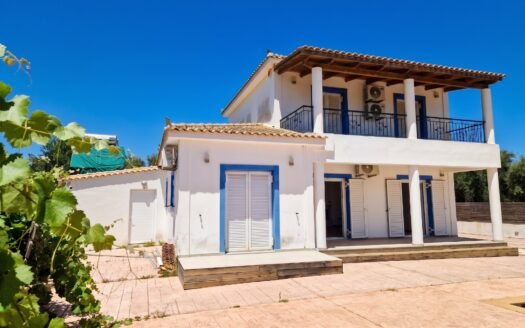 Charming 3-Bedroom Villa with Private Pool in Peaceful Sarakina, Zakynthos