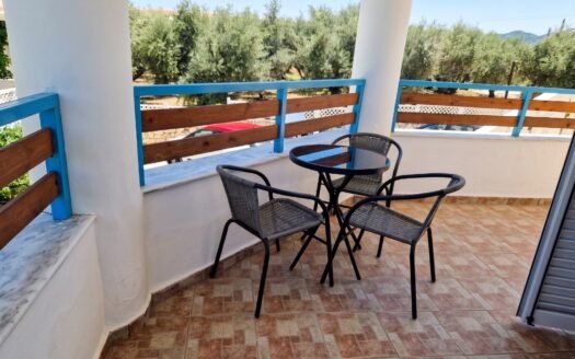 Sea View Apartment Within Walking Distance of the Beach – Agios Sotis