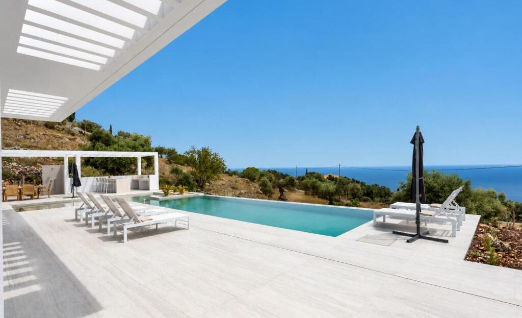 Exceptional Luxury Estate with Panoramic Sea Views in Askos