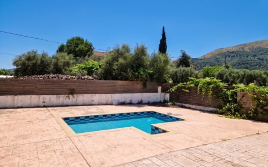 Charming 3-Bedroom Villa with Private Pool in Peaceful Sarakina, Zakynthos
