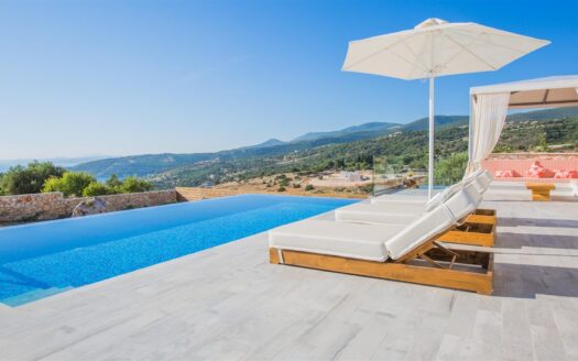 Luxury Stone Villa with Panoramic Sea Views Near Agios Nikolaos