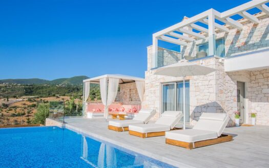 Luxury Stone Villa with Panoramic Sea Views Near Agios Nikolaos