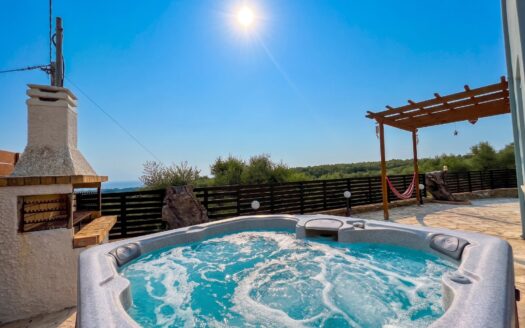 Stylish Sea View Villa with Private Garden & Hot Tub near Tsilivi