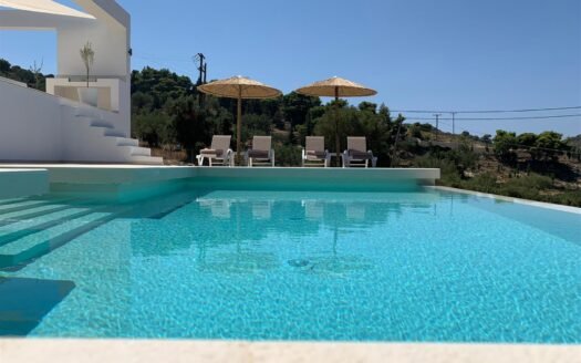Luxury Sea View Villa with Infinity Pool in Keri